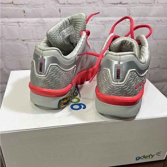 Gdefy by GRAVITY DEFYER sneakers that help with Plantar Fascitis New in box - Picture 2 of 12